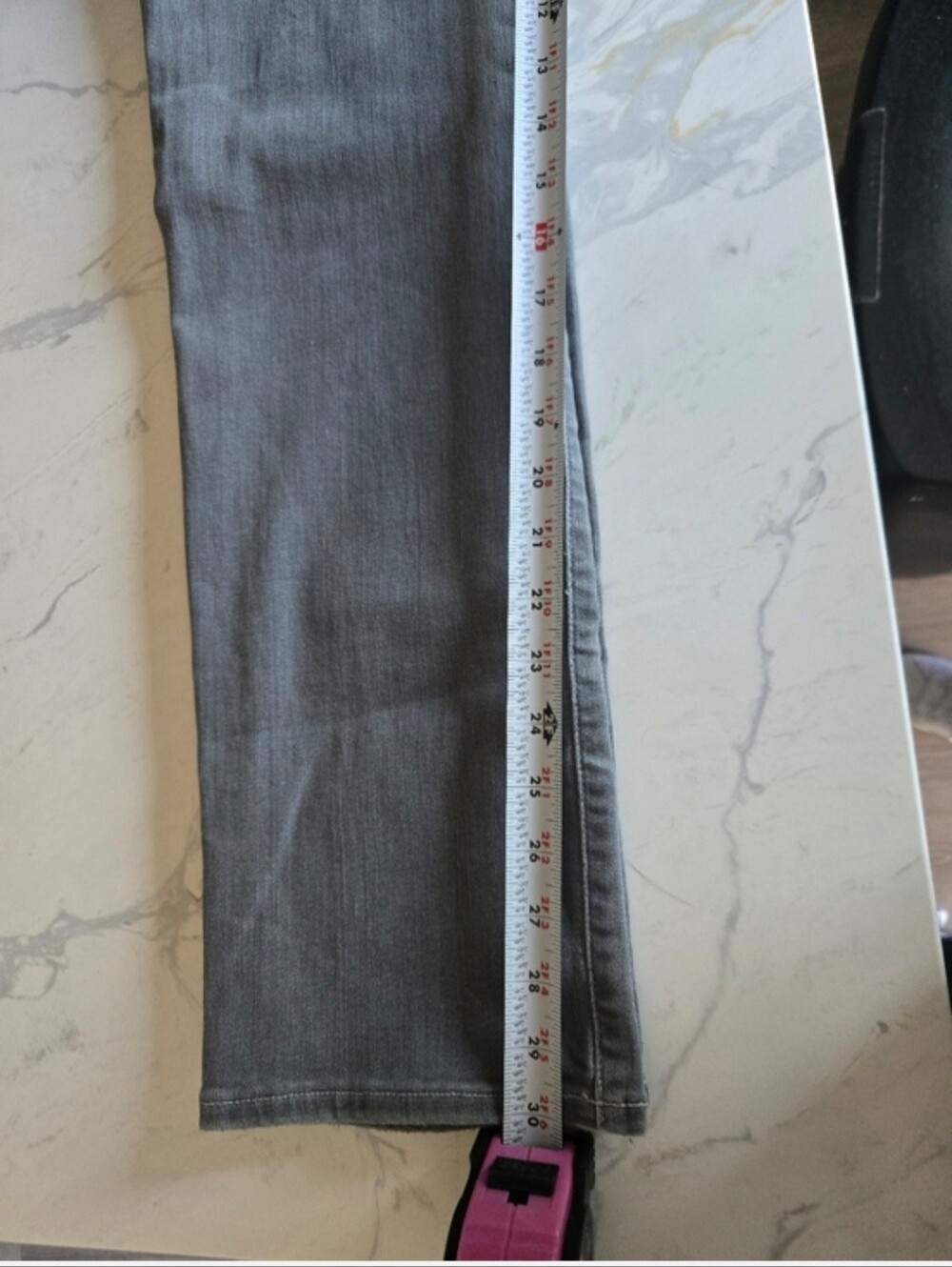 NWT! Lucky Brand Sweet Mid Straight Leg Jeans in Light Gray. Size 4/27 - Picture 4 of 14